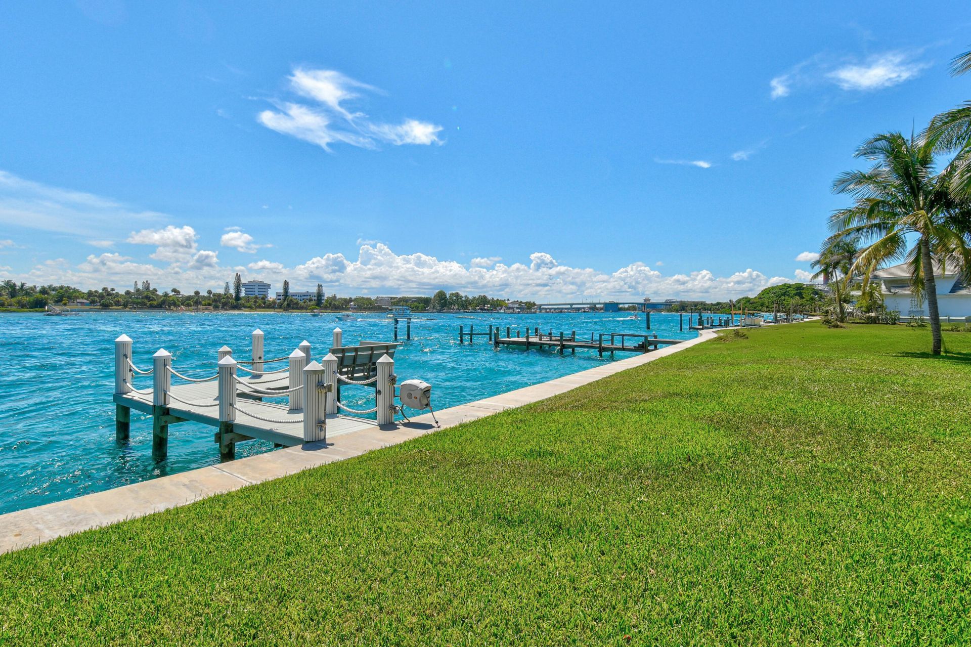 87 Lighthouse Drive, Jupiter Inlet Colony, FL 33469 Photo