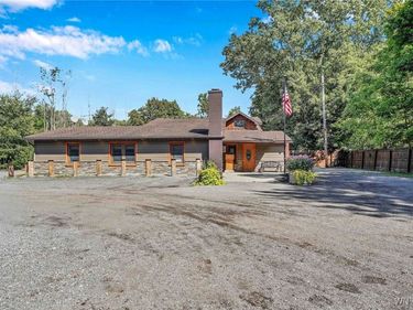 3481 Two Rod Road, East Aurora, NY 14052