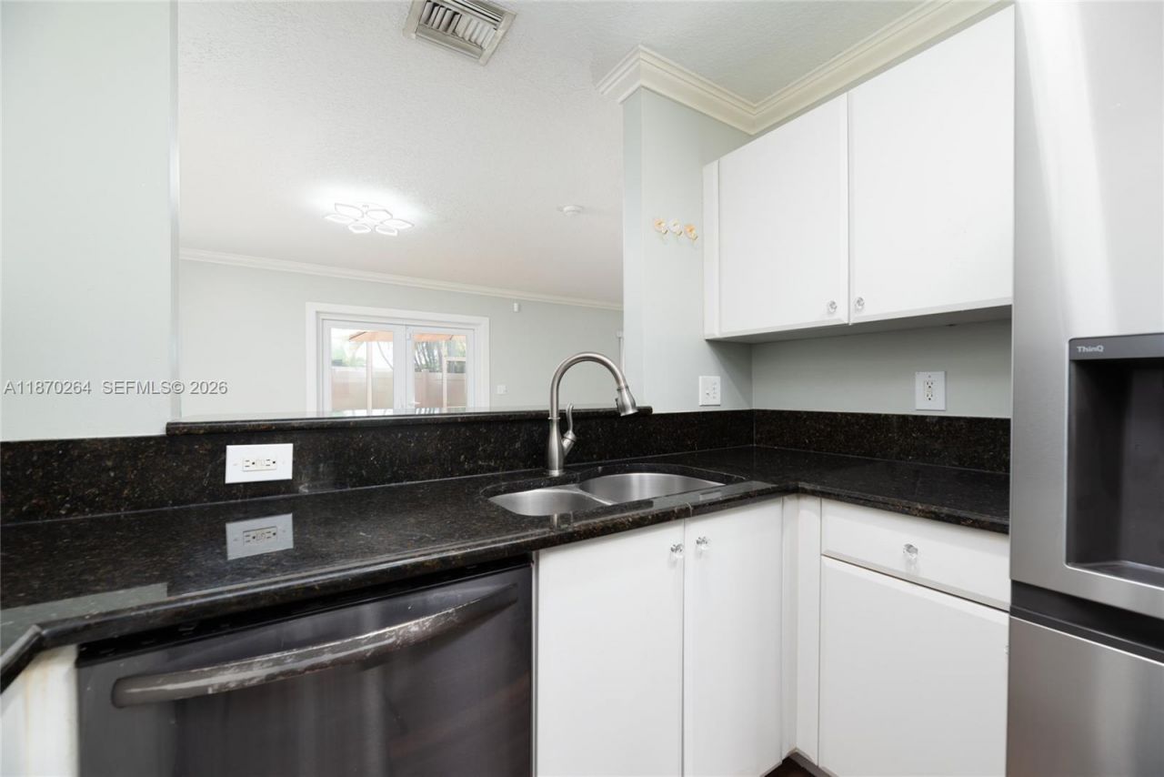 2428 NW 99th Way, Sunrise, FL 33322 Photo