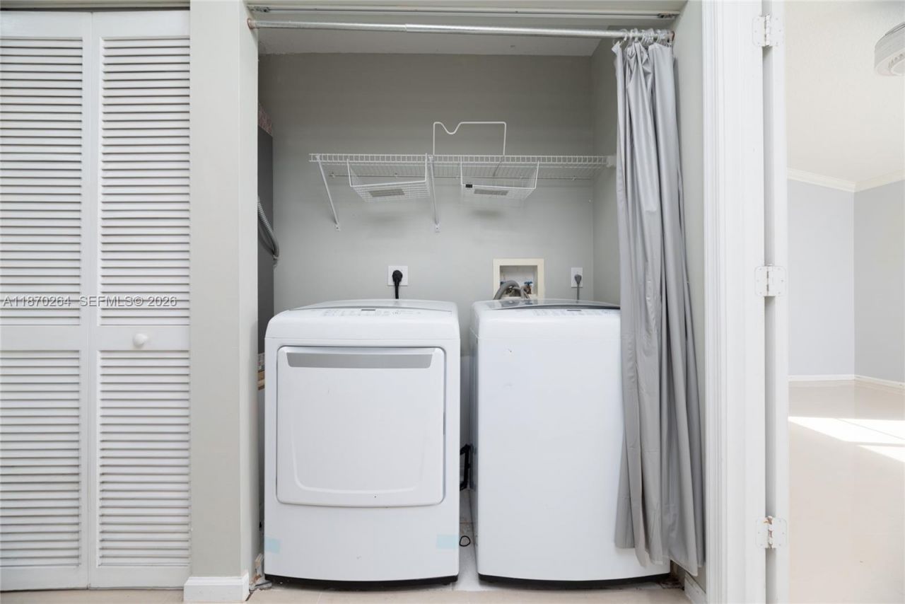 2428 NW 99th Way, Sunrise, FL 33322 Photo