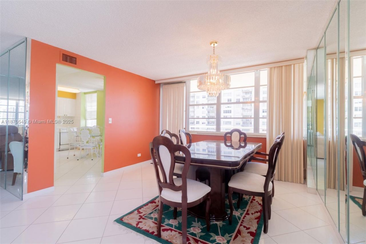 251 174th St, Unit 1605, Sunny Isles Beach, FL 33160 Photo