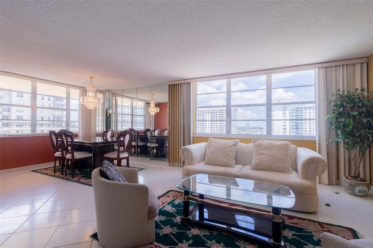 251 174th St, Unit 1605, Sunny Isles Beach, FL 33160 Photo