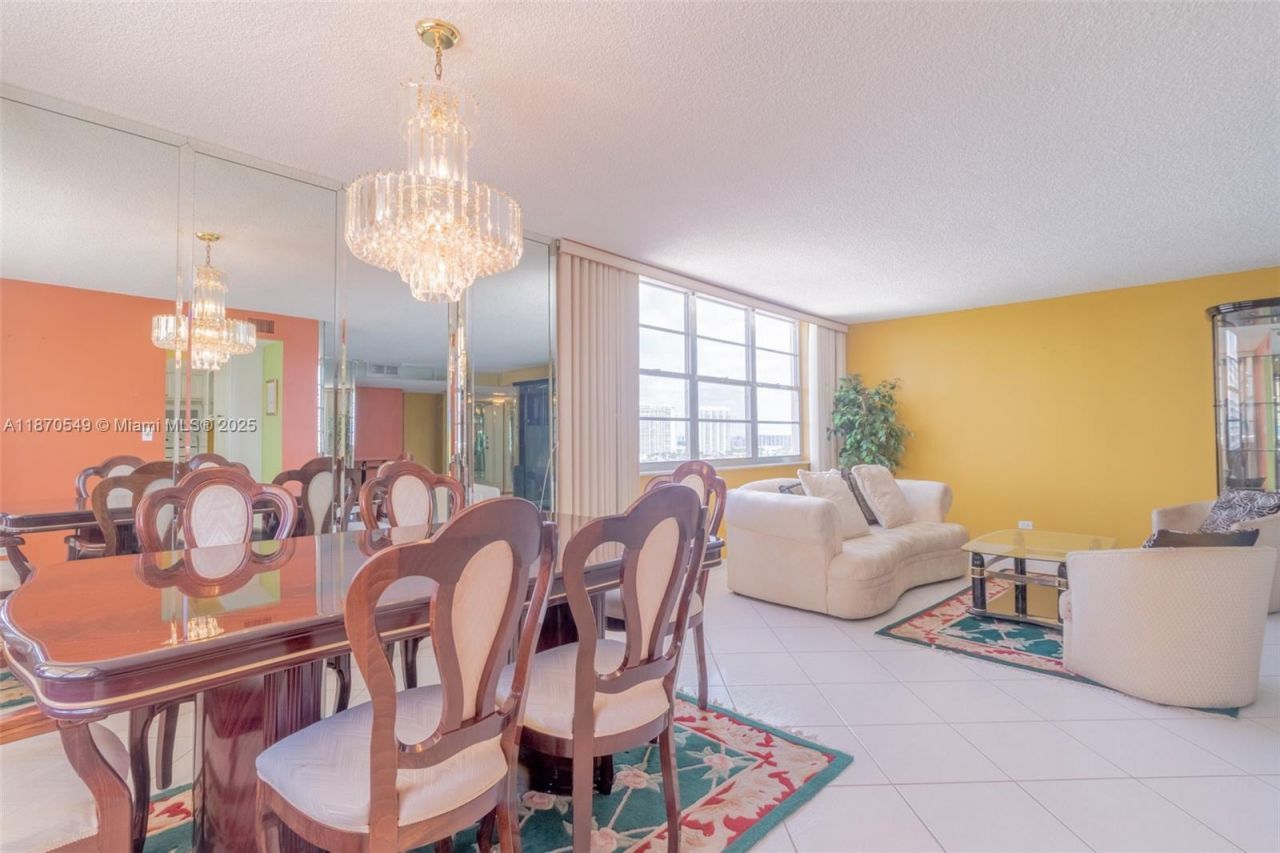 251 174th St, Unit 1605, Sunny Isles Beach, FL 33160 Photo