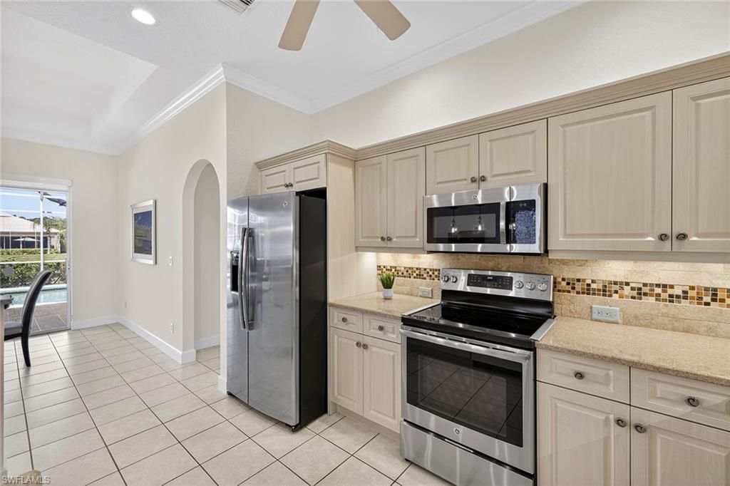 14595 Glen Eden Dr, Naples, FL 34110 Photo