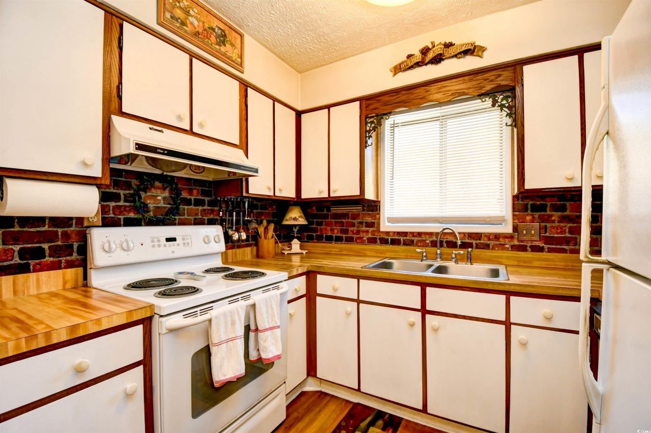 305 21st Ave. S Photo 13