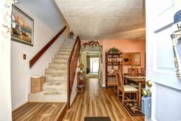 305 21st Ave. S photo 4