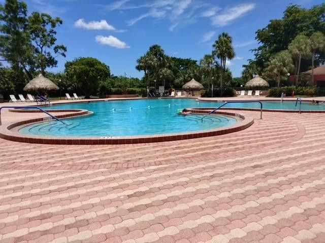 3060 Holiday Springs Boulevard, Unit 106, Margate, FL 33063 Photo