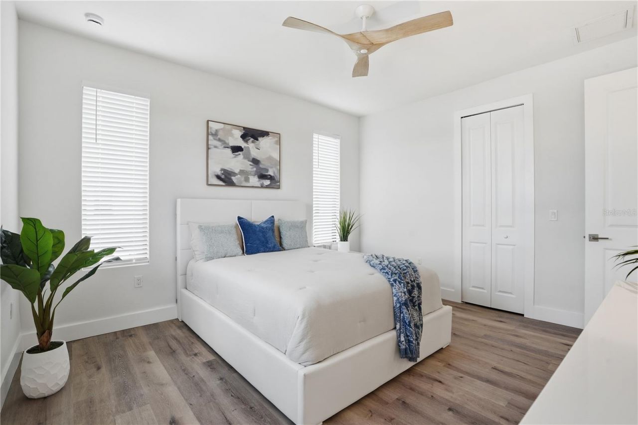 930 W Olympia Avenue, Punta Gorda, FL 33950 Photo