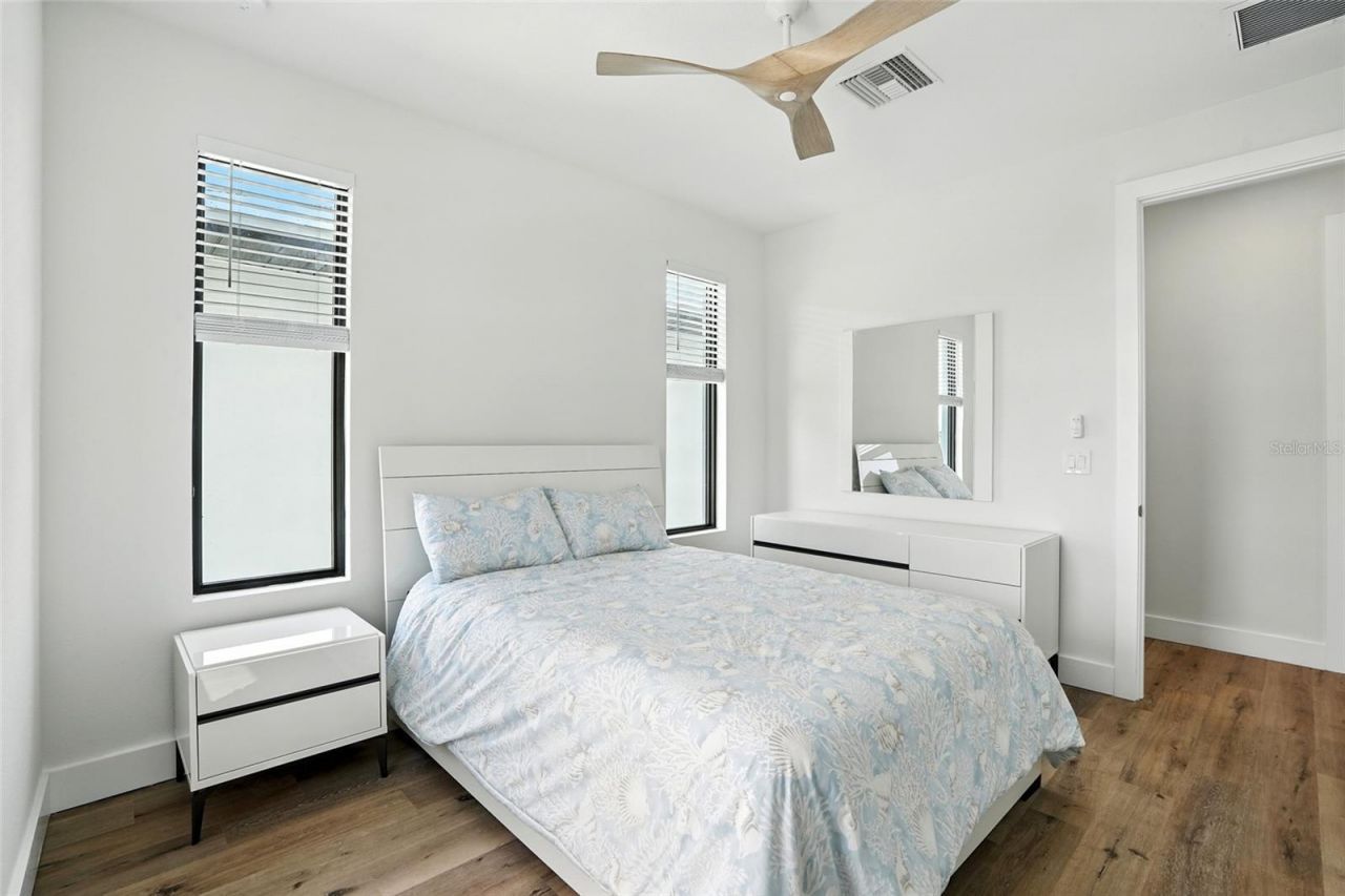 930 W Olympia Avenue, Punta Gorda, FL 33950 Photo