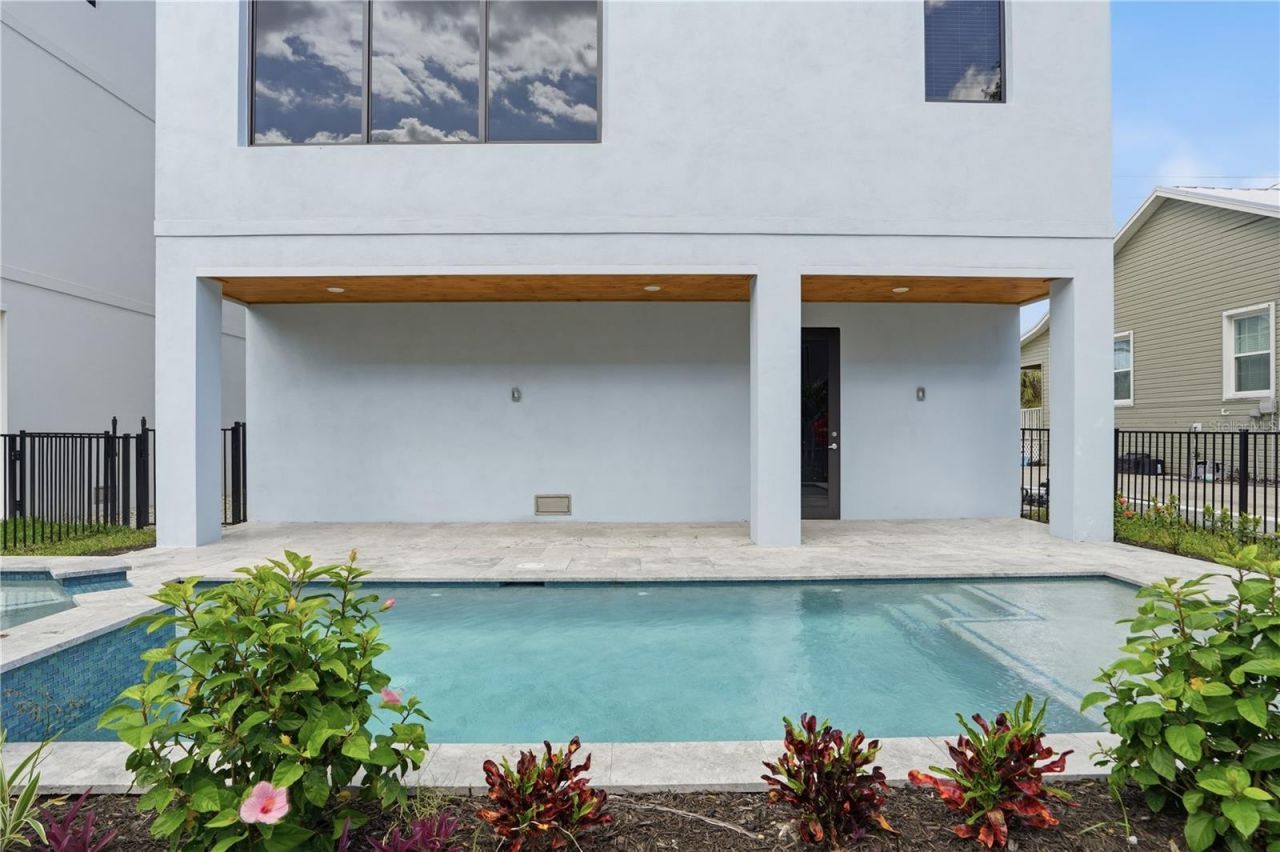 930 W Olympia Avenue, Punta Gorda, FL 33950 Photo