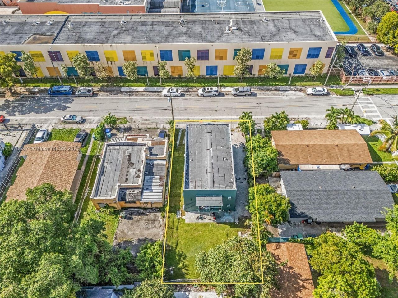 1075 NW 30th St, Miami, FL 33127 Photo