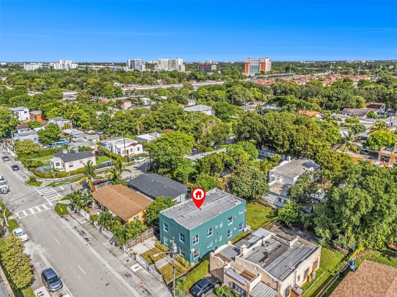 1075 NW 30th St, Miami, FL 33127 Photo