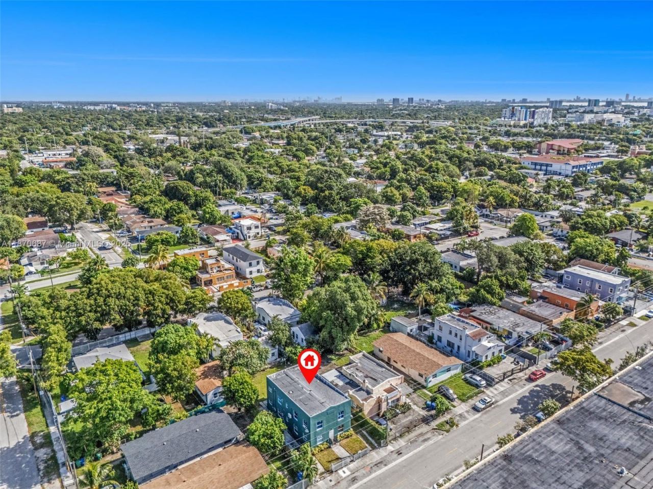 1075 NW 30th St, Miami, FL 33127 Photo