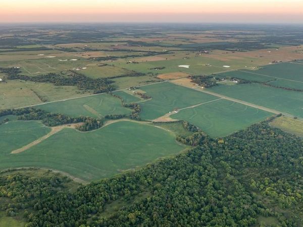 000 SE Texas Road, Garnett, KS 66032