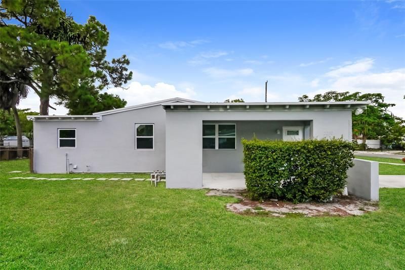 2230 SW 5th St, Fort Lauderdale, FL 33312 Main Photo