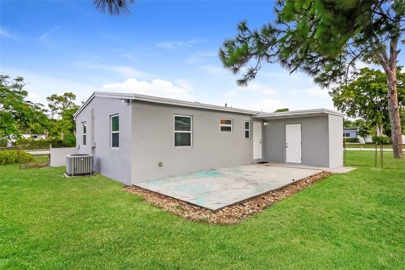 2230 SW 5th Street, Fort Lauderdale, FL 33312 Photo