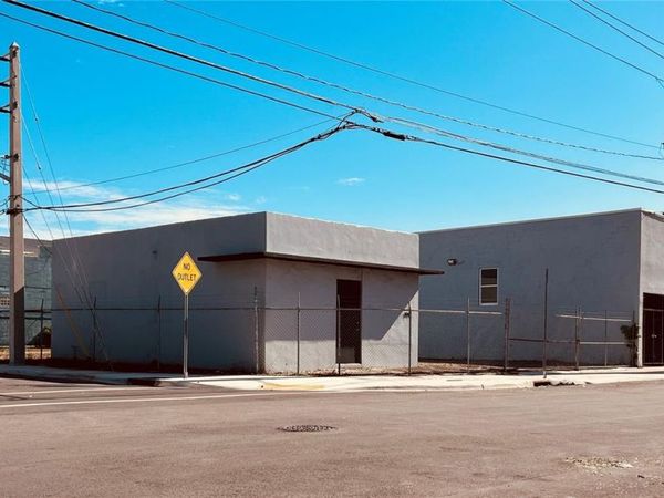 1031 NW 21st St, Miami, FL 33127