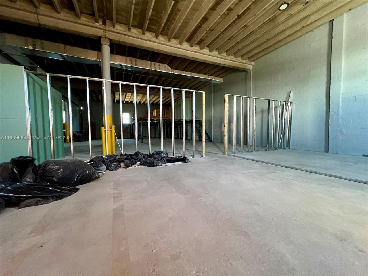 1031 NW 21st St, Miami, FL 33127 Photo