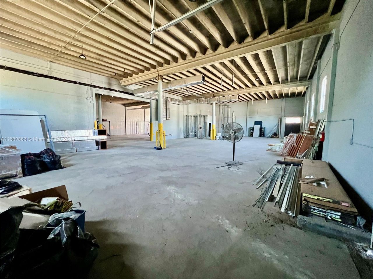 1031 NW 21st St, Miami, FL 33127 Photo