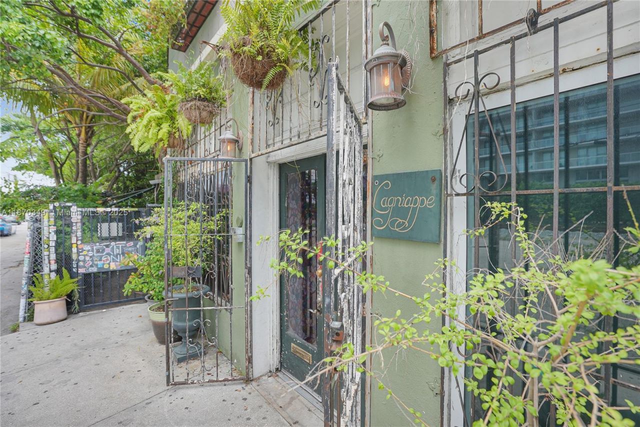 3250 NE 1st Ave, Unit 705, Miami, FL 33137 Photo