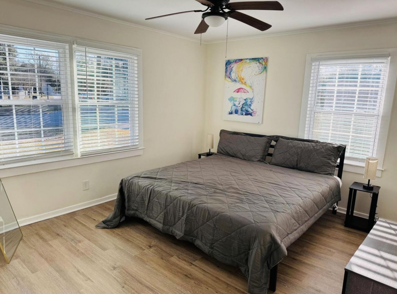 2805 Martha Drive Photo 4