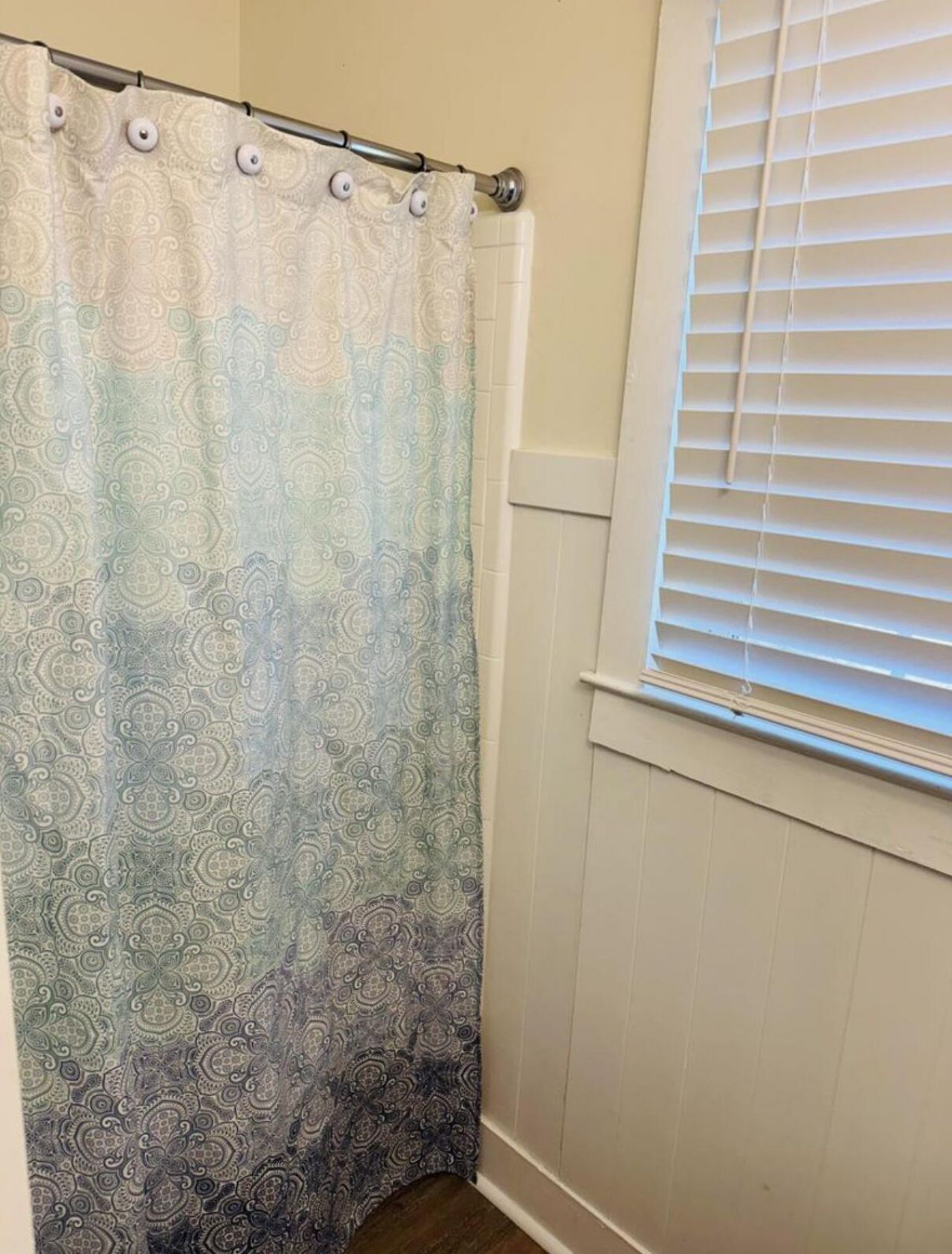 2805 Martha Drive Photo 5