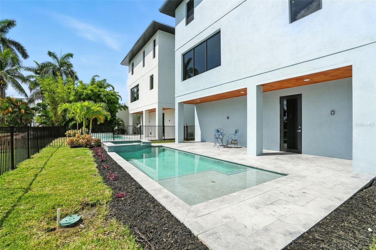 207 Shreve Street, Punta Gorda, FL 33950 Photo