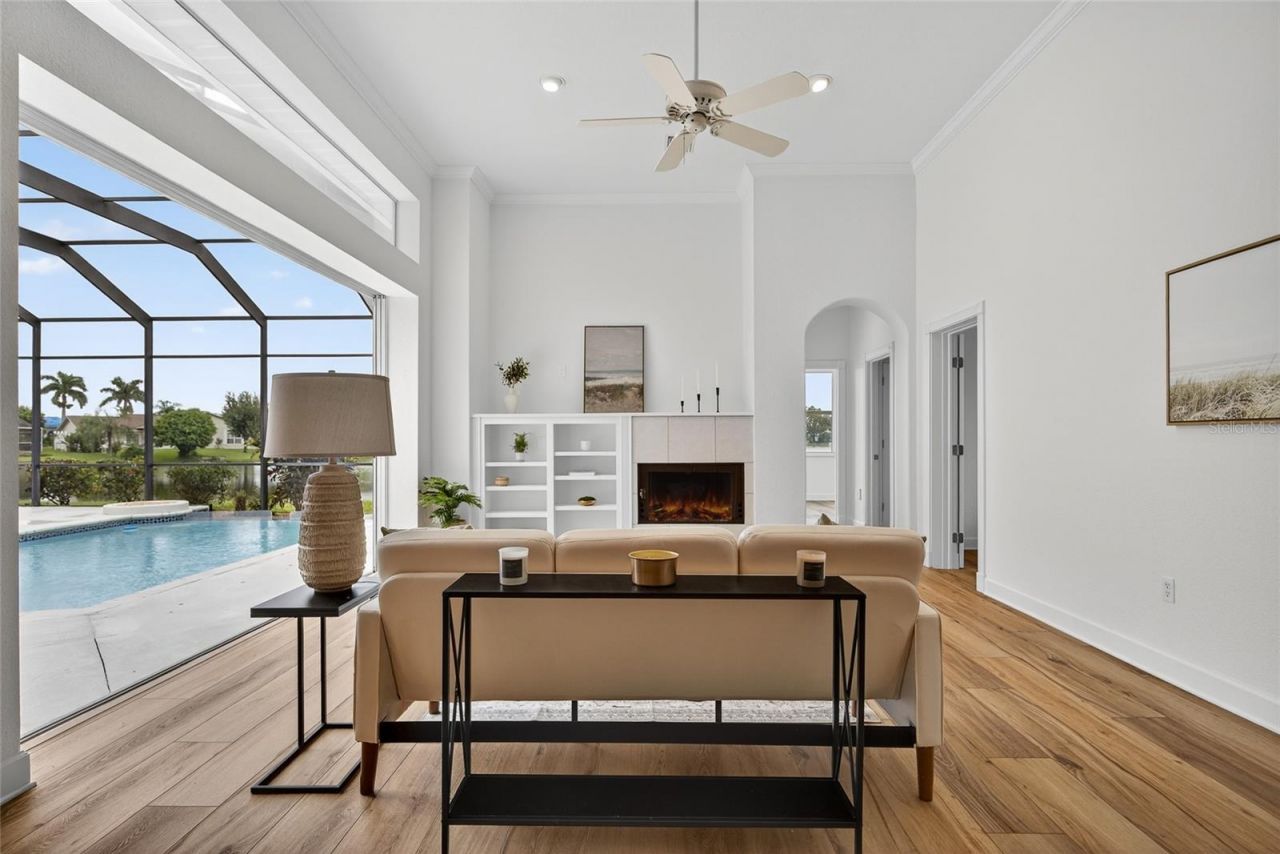 11600 SW Courtly Manor Drive, Lake Suzy, FL 34269 Photo