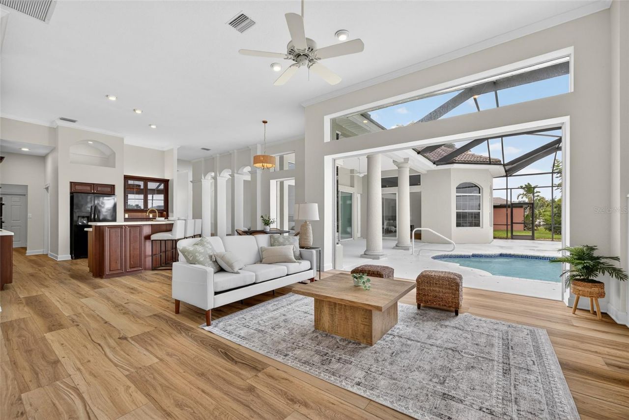 11600 SW Courtly Manor Drive, Lake Suzy, FL 34269 Photo