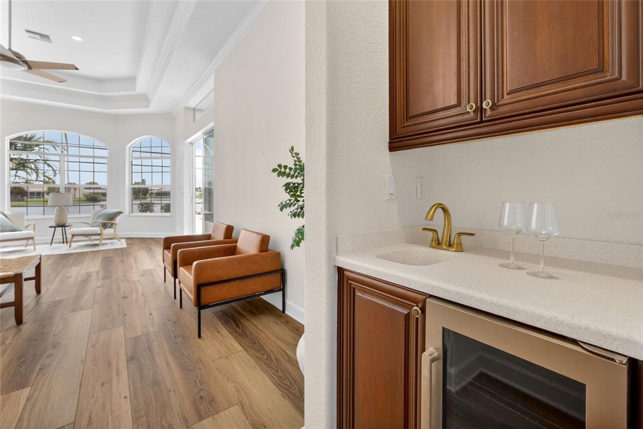 11600 SW Courtly Manor Drive, Lake Suzy, FL 34269 Photo