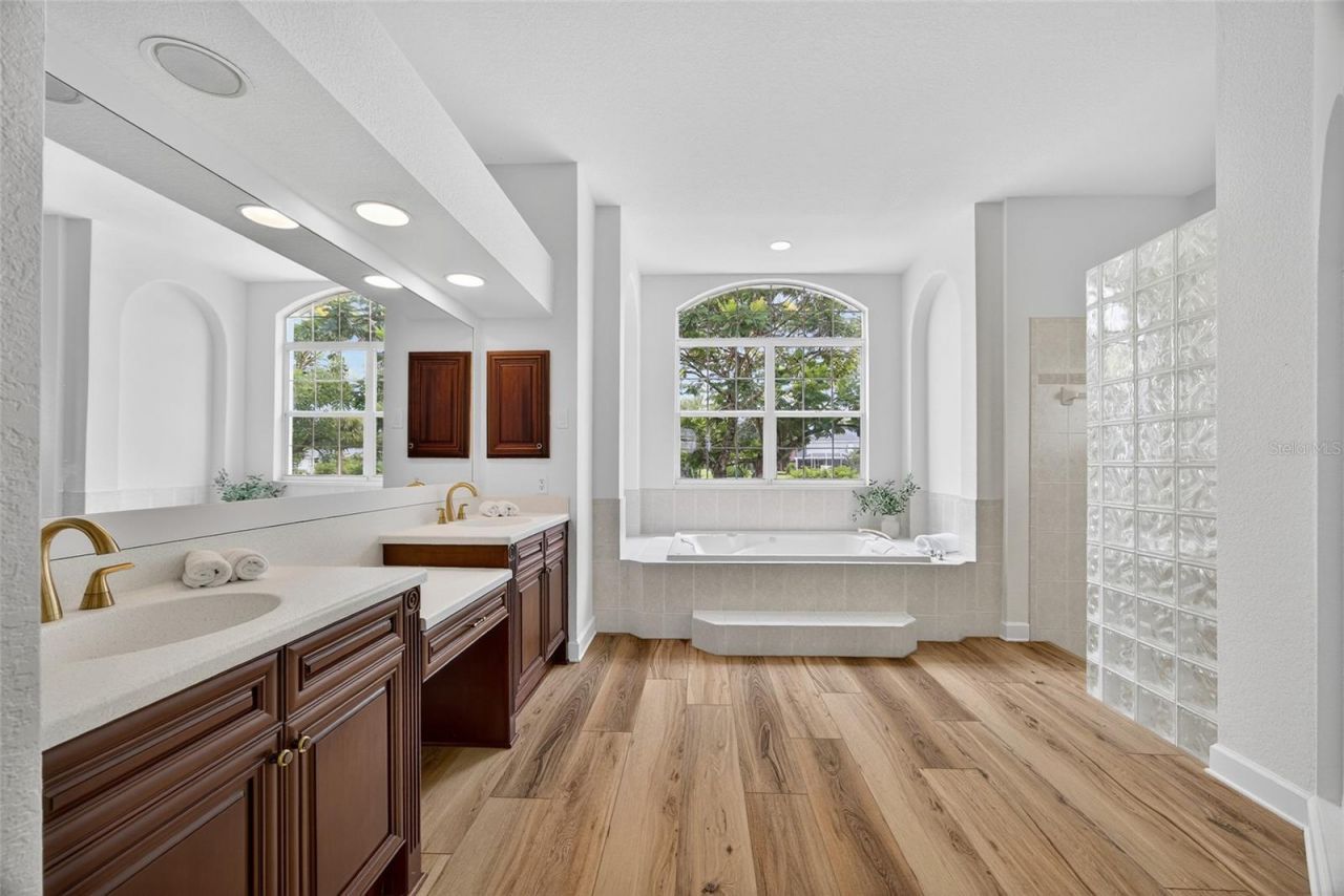 11600 SW Courtly Manor Drive, Lake Suzy, FL 34269 Photo