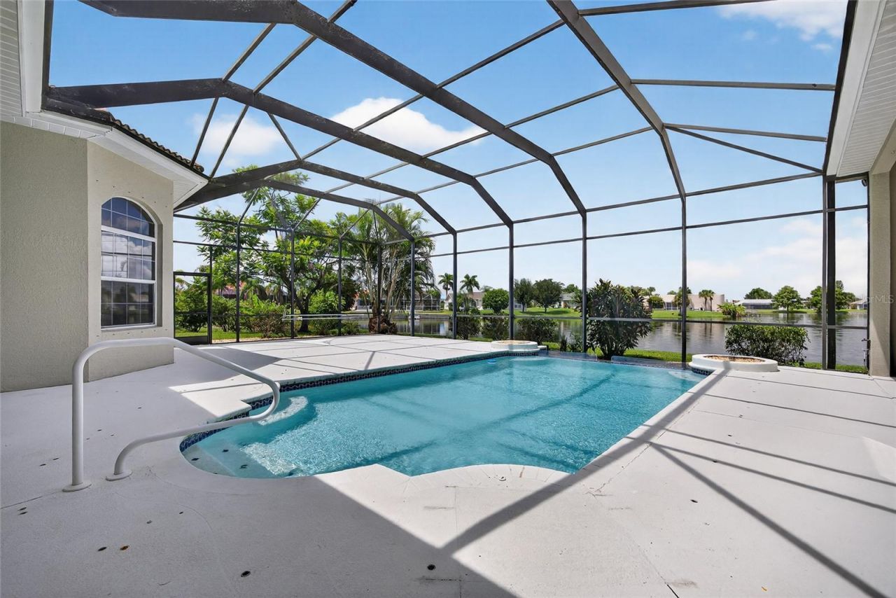 11600 SW Courtly Manor Drive, Lake Suzy, FL 34269 Photo