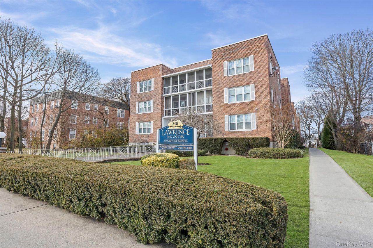 240 Central Avenue, Unit 2F, Lawrence, NY 11559 Main Photo