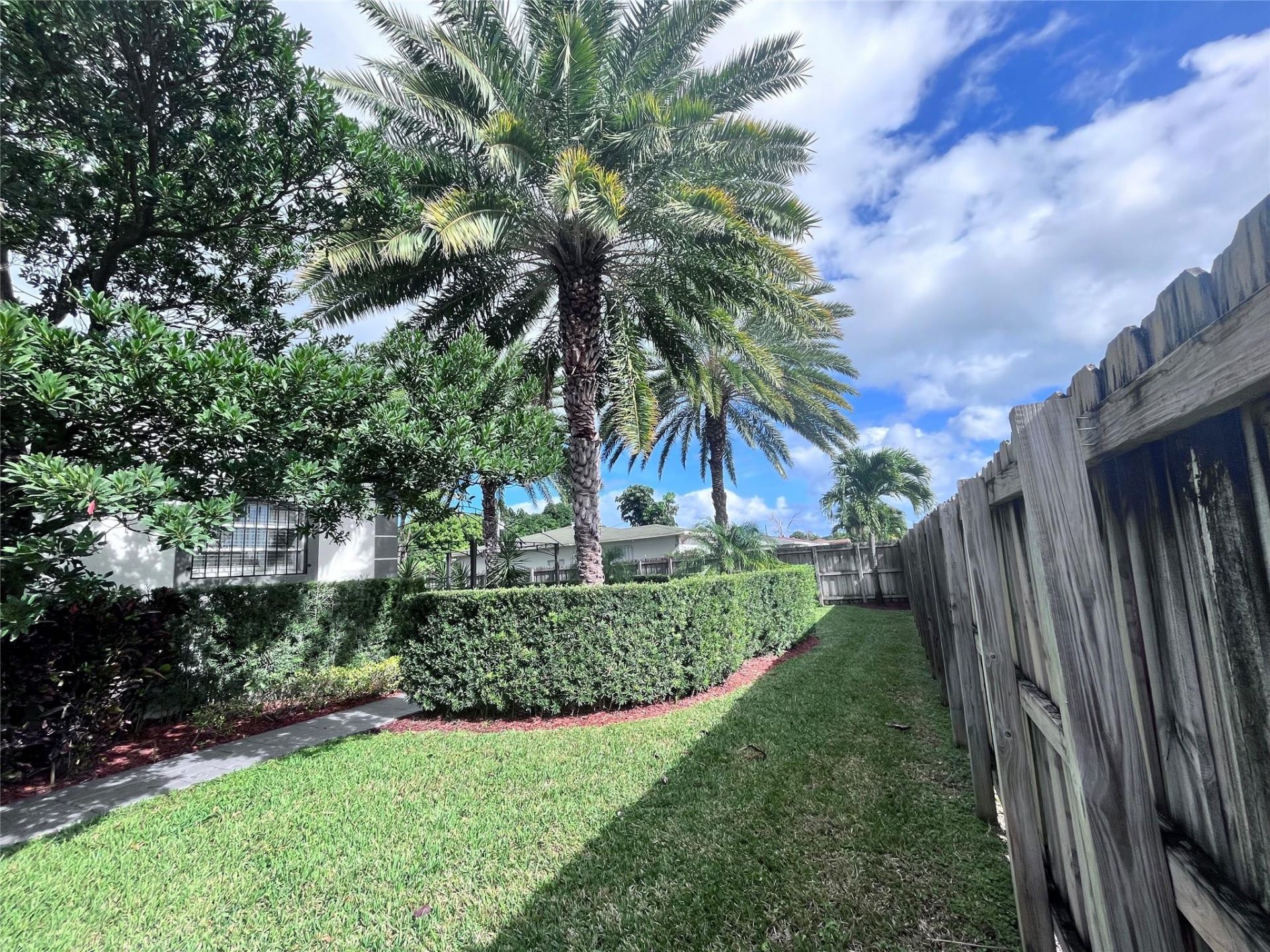 1425 S 25th Avenue, Hollywood, FL 33020 Photo