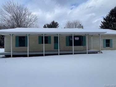 8630 Joey Drive, Pinckney Vlg, MI 48169