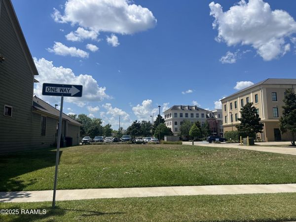 143 Elysian Fields Drive, Lafayette, LA 70508