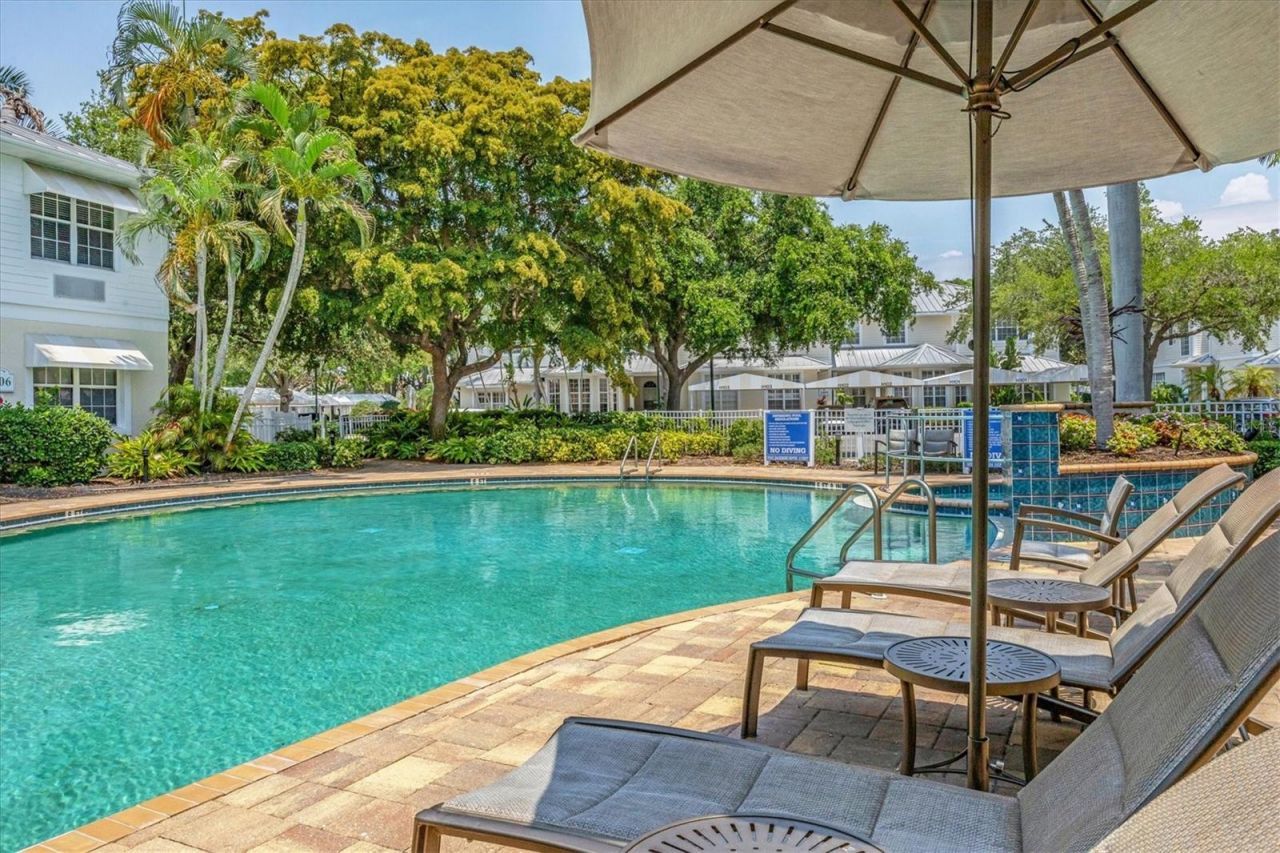 3705 54th Drive W, Unit 102, Bradenton, FL 34210 Photo