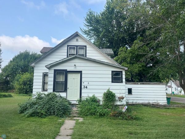 34 6th Avenue NE, Lidgerwood, ND 58053