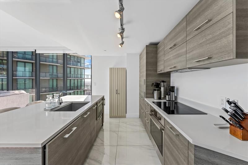 650 NE 32nd Street, Unit 4501, Miami, FL 33137 Photo