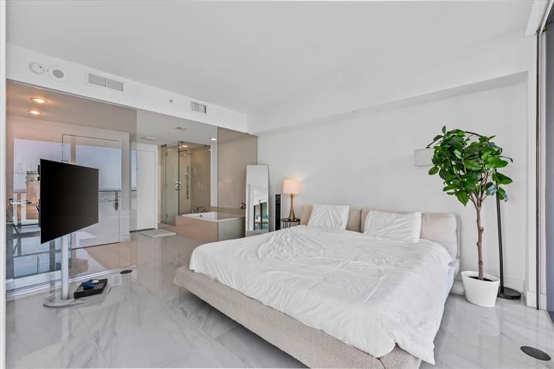 650 NE 32nd Street, Unit 4501, Miami, FL 33137 Photo