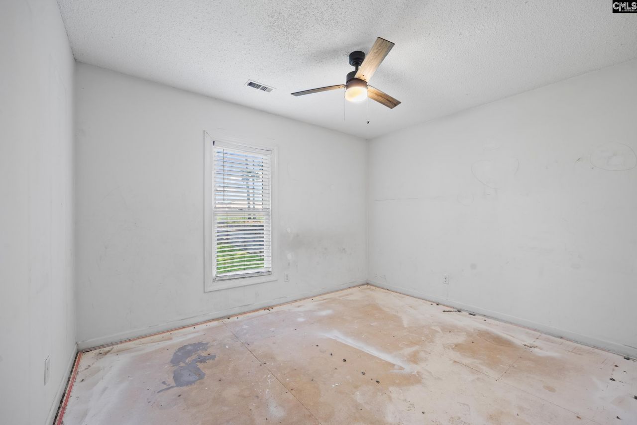 5037 Sunset Boulevard Photo 21