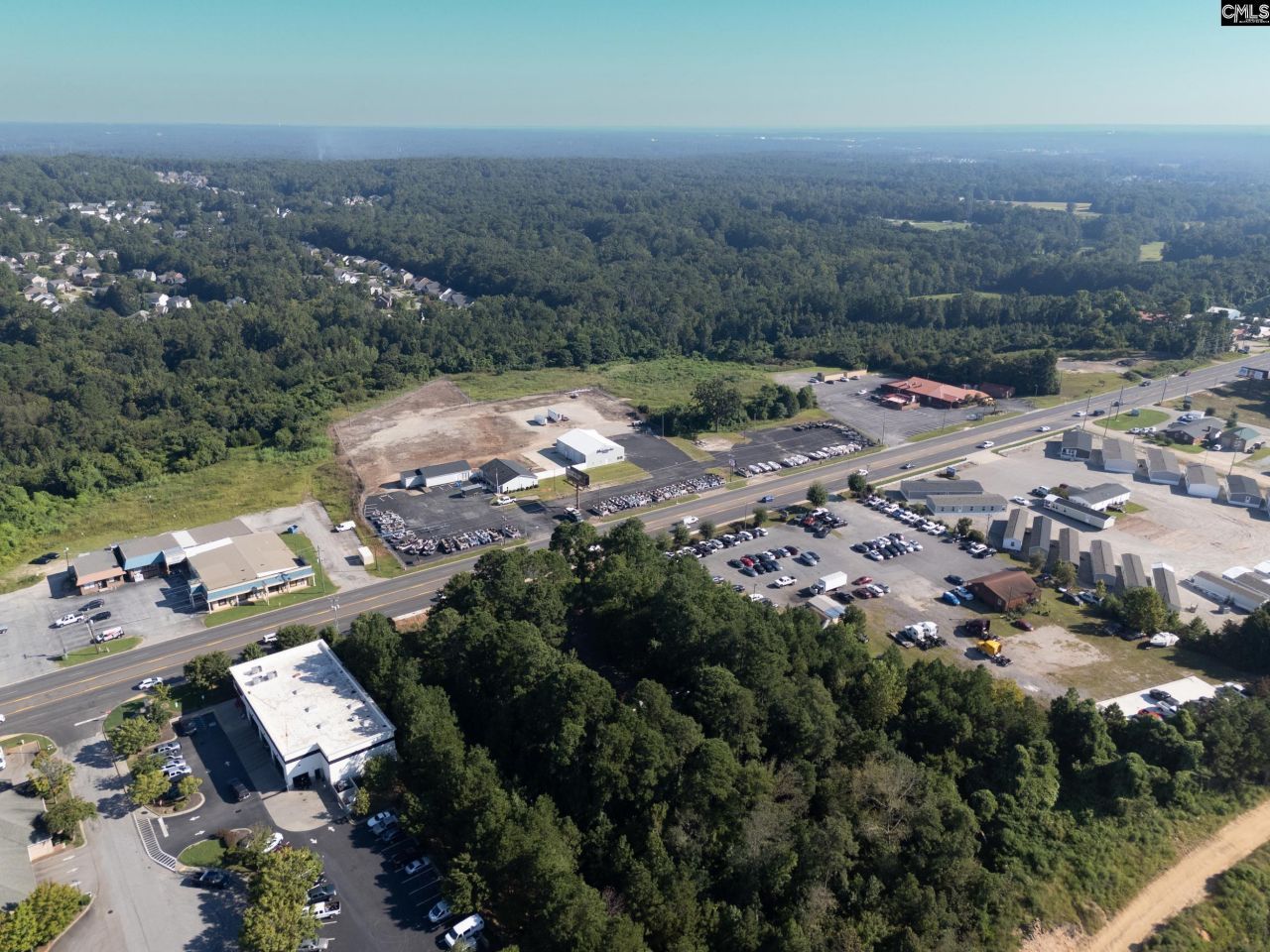 5037 Sunset Boulevard Photo 9