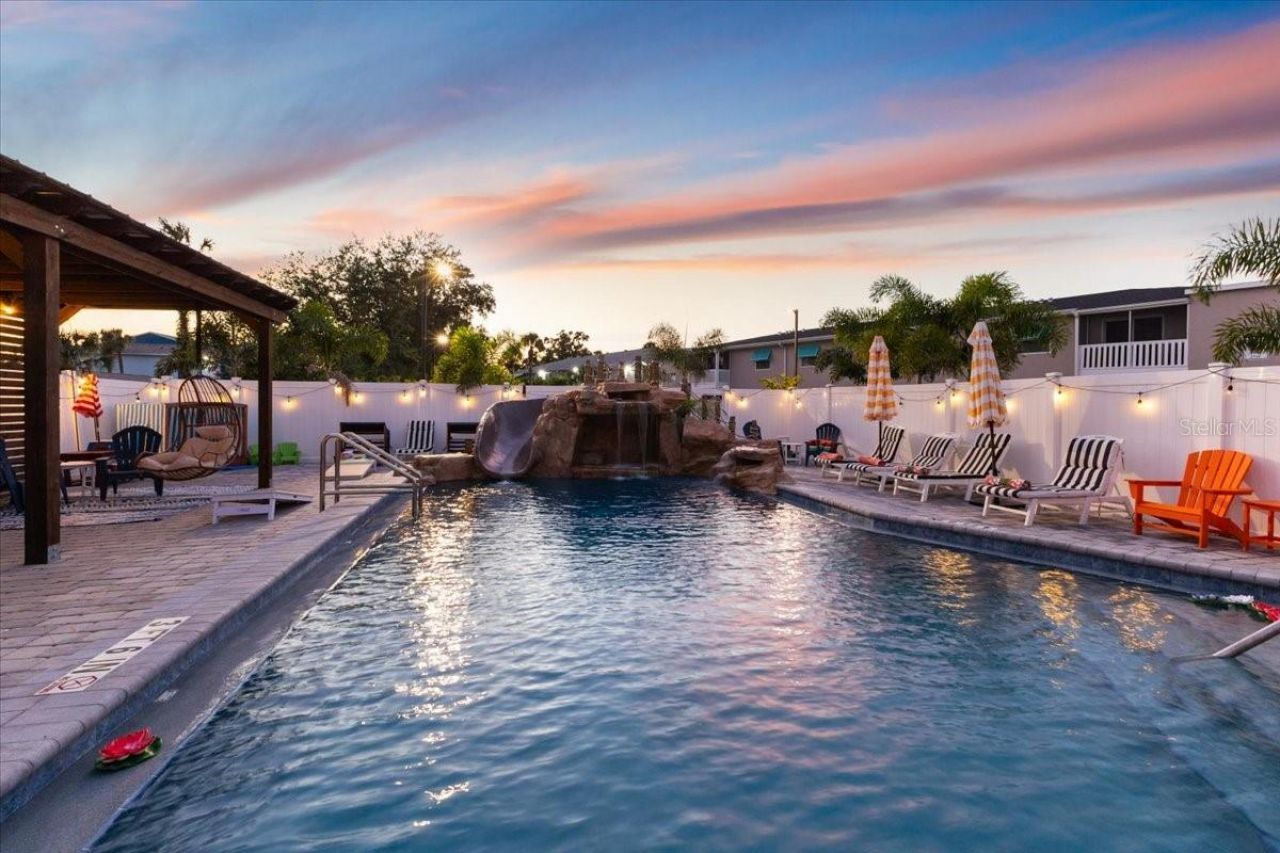 2704 49th Avenue W, Bradenton, FL 34207 Photo