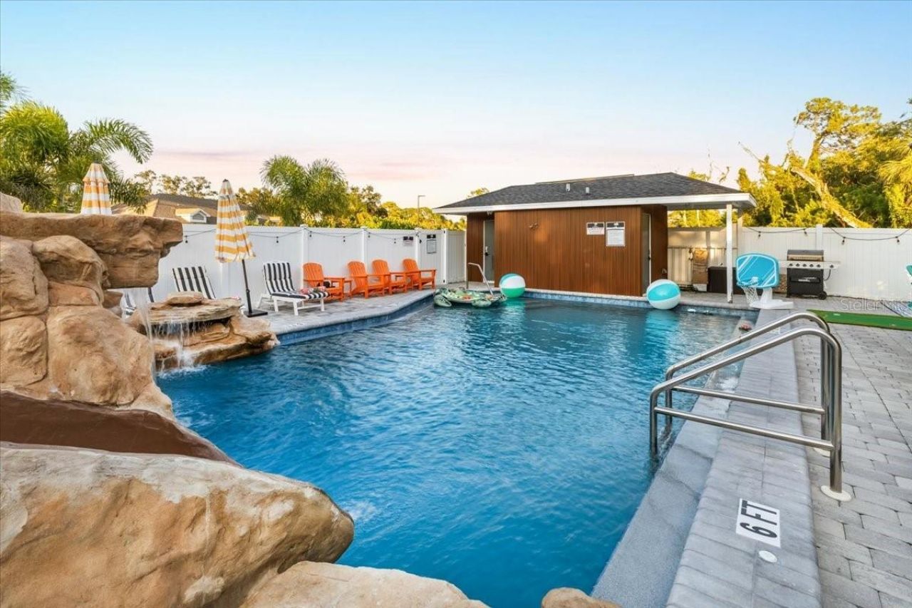 2704 49th Avenue W, Bradenton, FL 34207 Photo