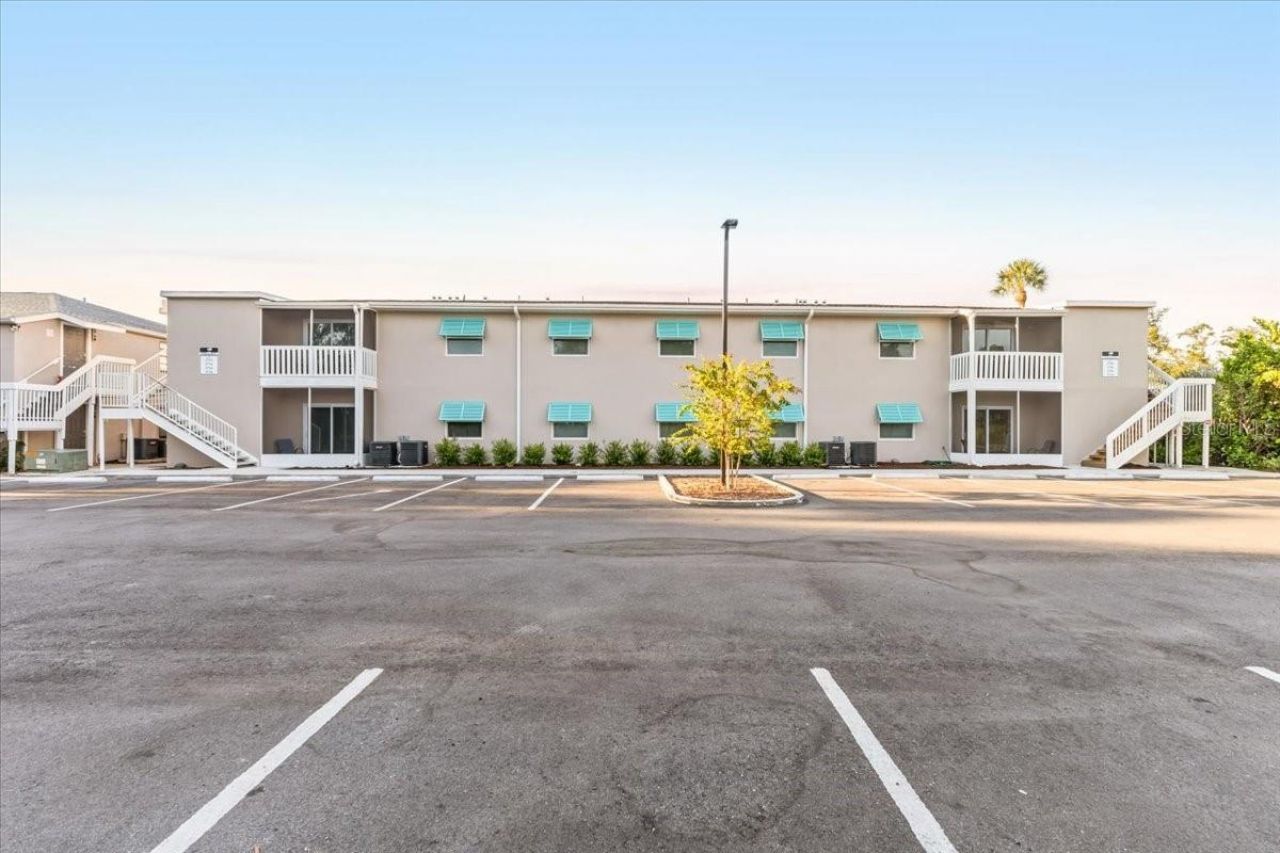 2704 49th Avenue W, Bradenton, FL 34207 Photo