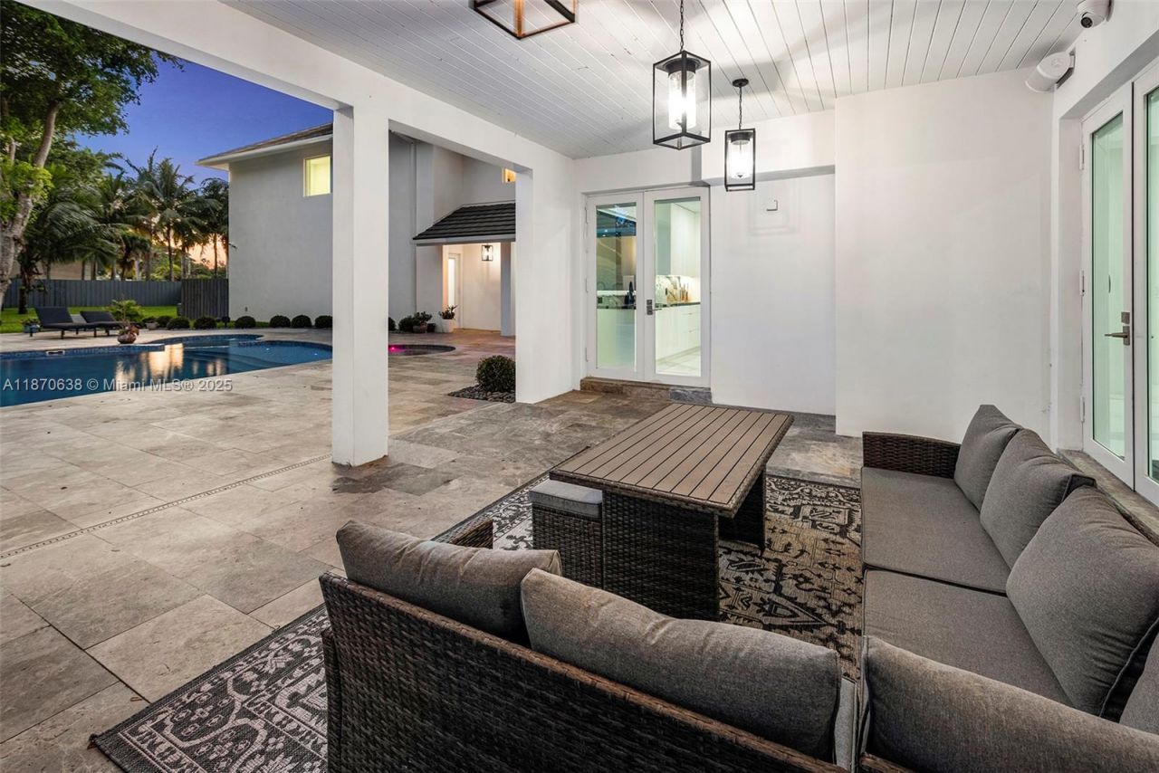 13600 SW 67th Ave, Palmetto Bay, FL 33158 Photo