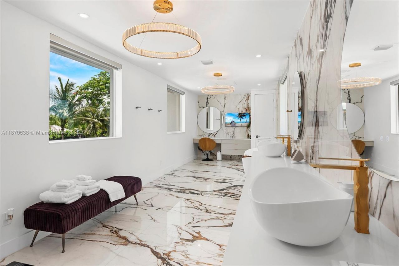 13600 SW 67th Ave, Palmetto Bay, FL 33158 Photo