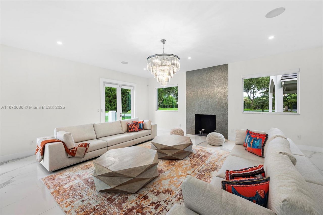 13600 SW 67th Ave, Palmetto Bay, FL 33158 Photo