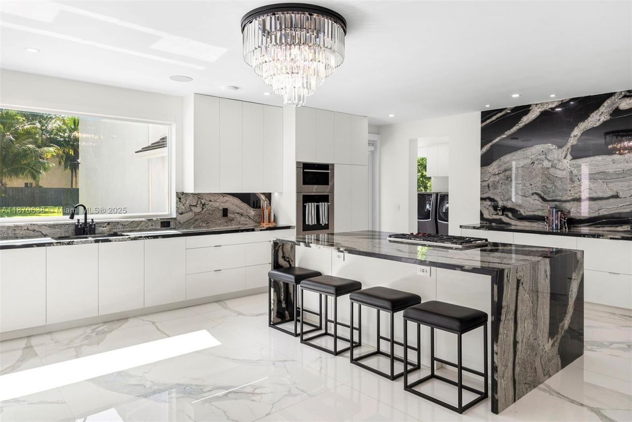 13600 SW 67th Ave, Palmetto Bay, FL 33158 Photo