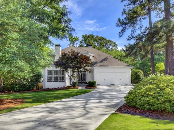 2059 Howell Mill Road NW, Atlanta, GA 30318
